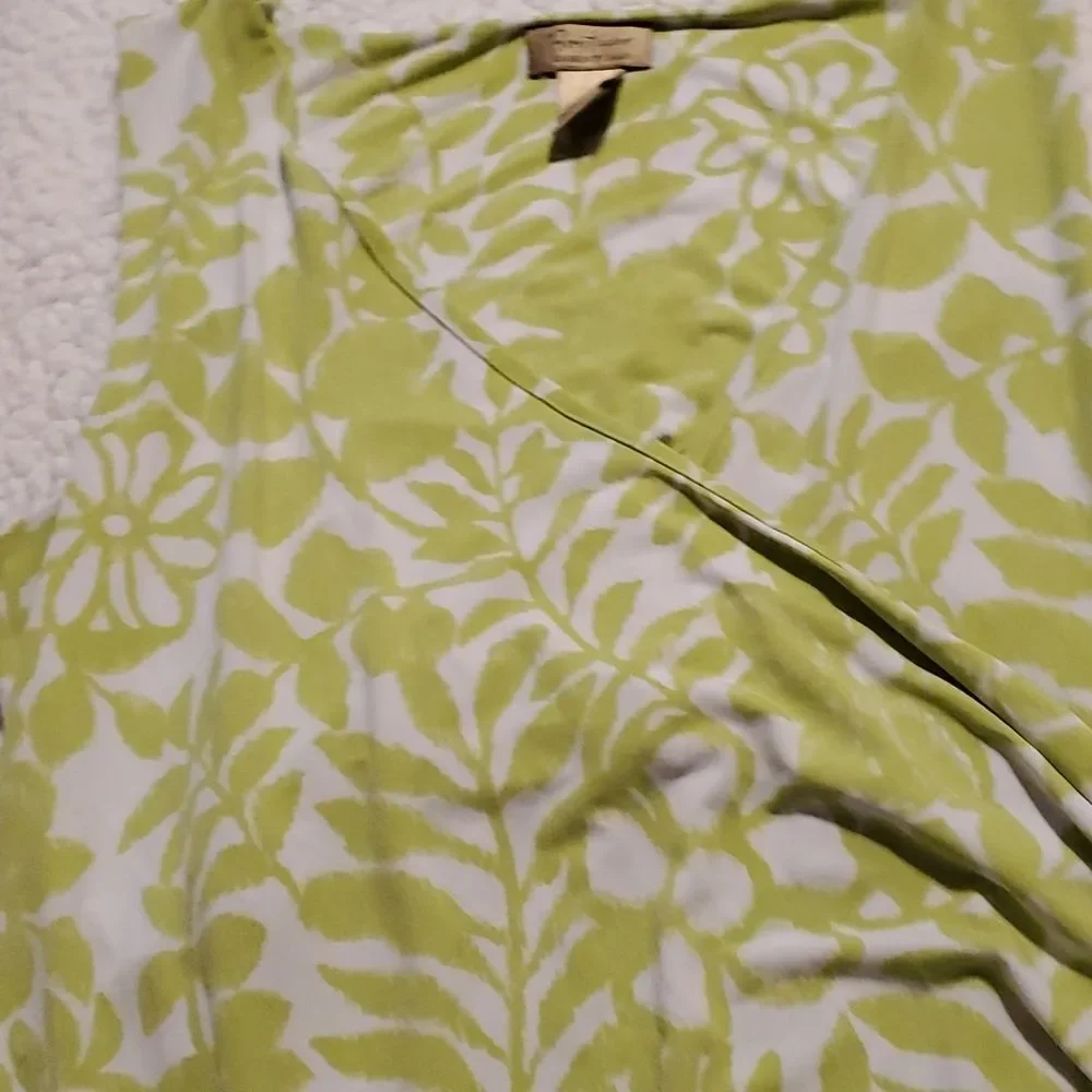 BOUTIQUE ESSENTIALS SLEEVELESS TOP - Picture 7 of 7